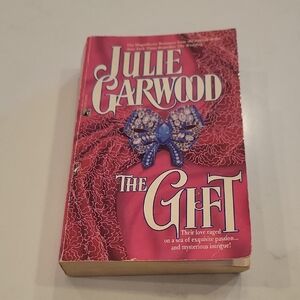 Free With Purchase Julie Garwood Novel